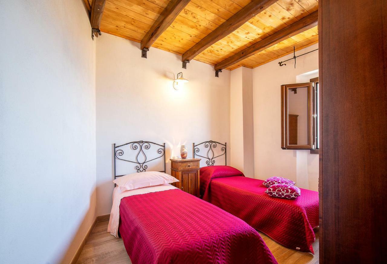 La Casa Di Nonna Monni Villa Baunei Bagian luar foto