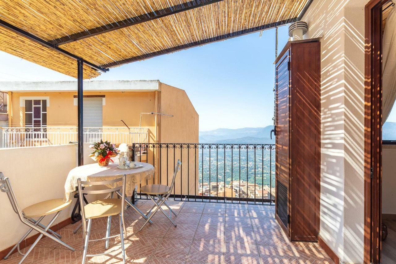 La Casa Di Nonna Monni Villa Baunei Bagian luar foto